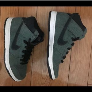 nike SB high tops